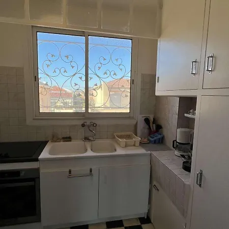 Apartment T4 1er Et. 3 Ch, Terrasse, 10m Plage, Parking - Fr-1-701-59 Valras-Plage