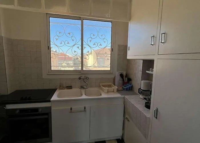 Apartment T4 1er Et. 3 Ch, Terrasse, 10m Plage, Parking - Fr-1-701-59 Valras-Plage