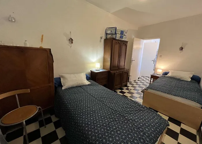 T4 1er Et. 3 Ch, Terrasse, 10m Plage, Parking - Fr-1-701-59 Apartment Valras-Plage
